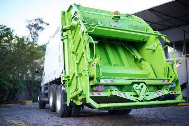 Best Construction Debris Removal  in Vicksburg, MI